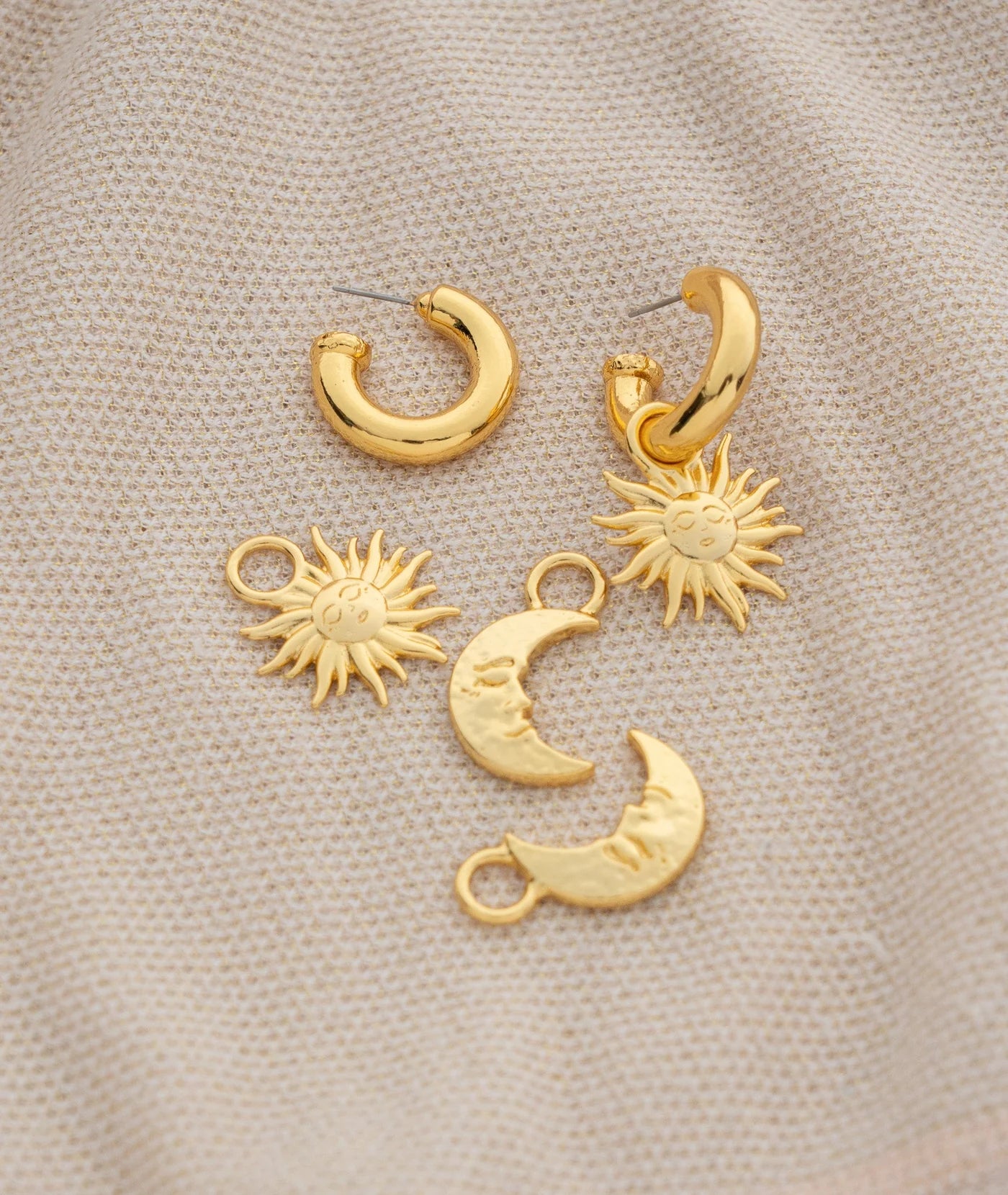 Argollas Sol y Luna Dorado