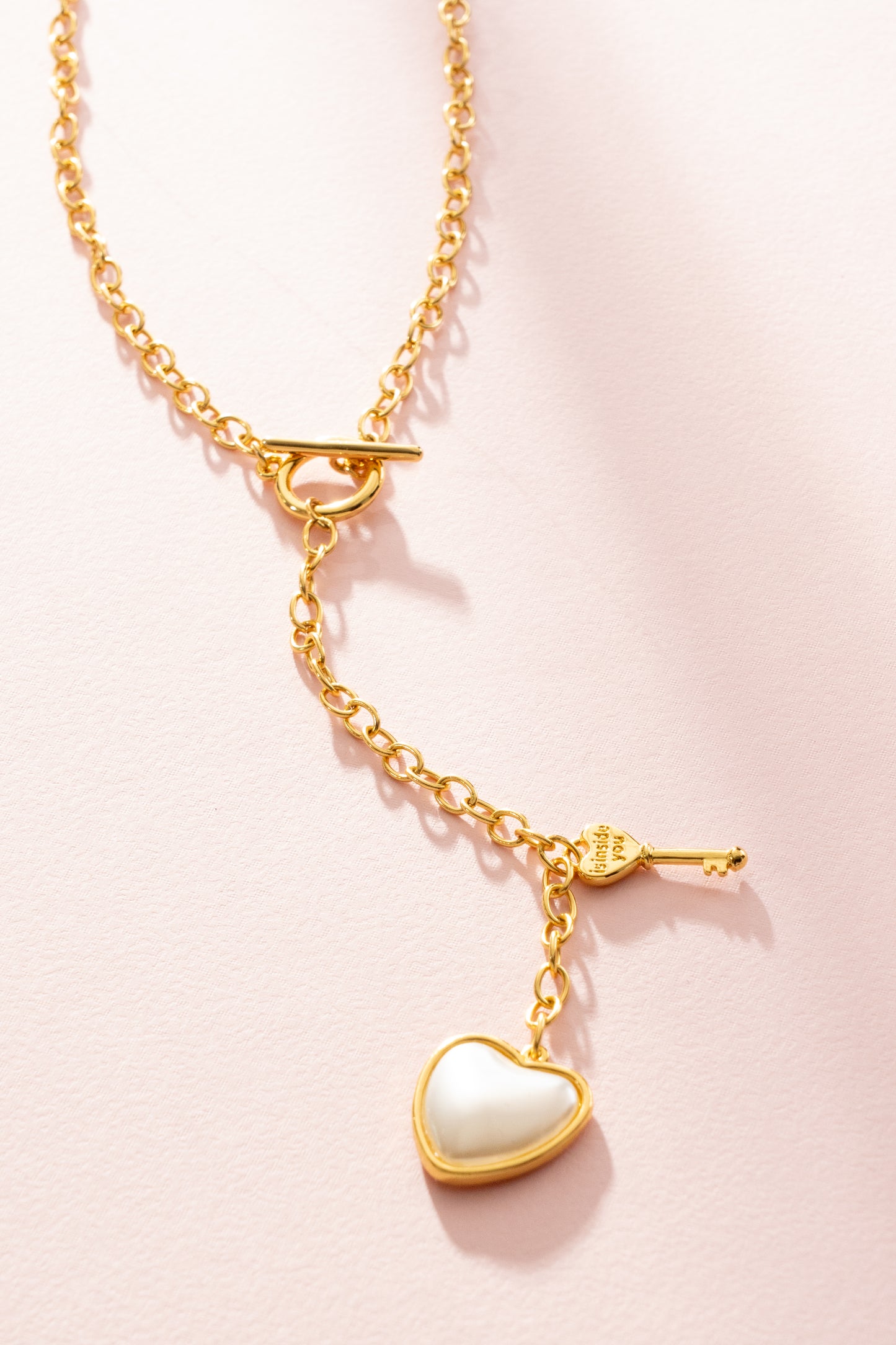 Collar corbatín maxa perla corazón