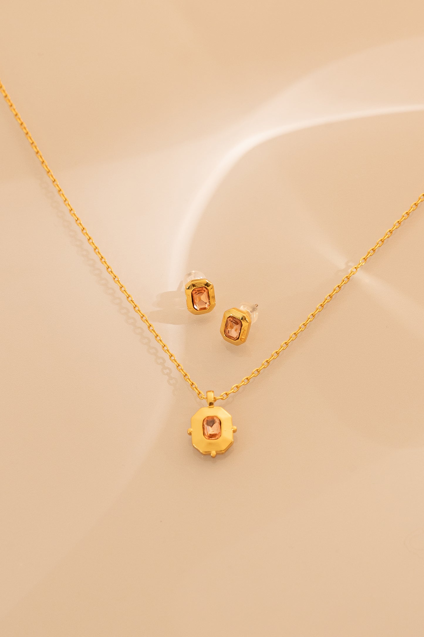 Collar + Aretes Cristal Palo Rosa