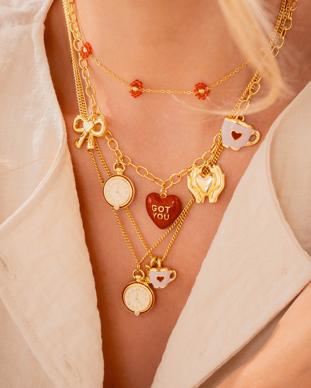 Choker Flores Rojas + Aretes